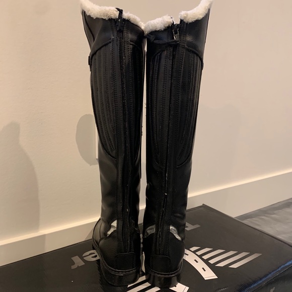 TUFFRIDER TUNDRA FLEECE LINED TALL BOOTS - Picture 2 of 4